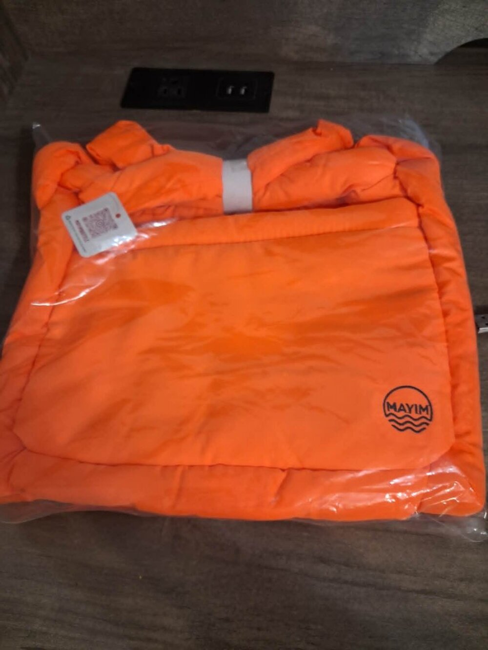 NWT Mayim Neon Orange Puffer Shoulder Bag